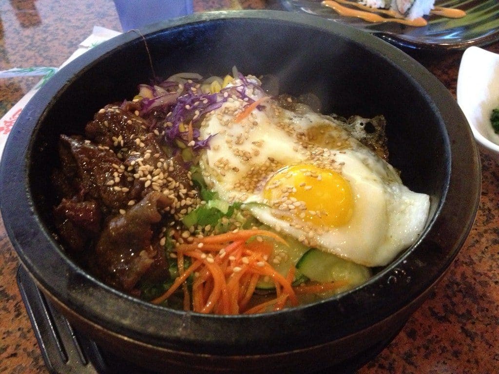 Sizzling Hong Kong chicken pot