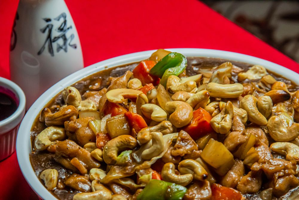 #48 Popular Asian Food UK: Why Buy HK Chicken Pot UK Supplies